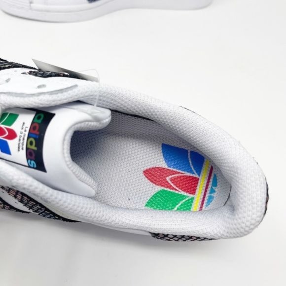 SOLD ADIDAS Superstar Snakeskin Cloud White Multi Color - Picture 8 of 15